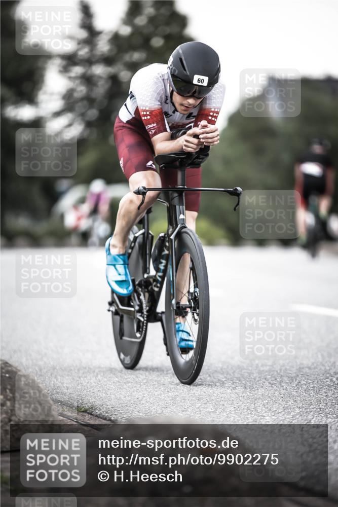 21.06.2026 - 29. Vierlanden-Triathlon H.Heesch http://msf.ph/oto/9902275 21.06.2026 10:13:18 Radfahren 60, 126, 276, 395, 431 meine-sportfotos.de
