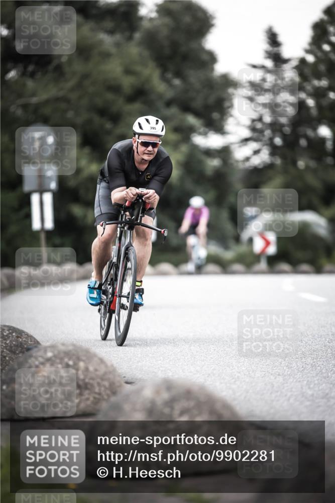 21.06.2026 - 29. Vierlanden-Triathlon H.Heesch http://msf.ph/oto/9902281 21.06.2026 10:13:19 Radfahren 9, 60, 126, 276, 395, 431 meine-sportfotos.de