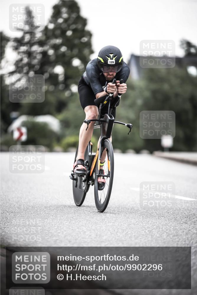21.06.2026 - 29. Vierlanden-Triathlon H.Heesch http://msf.ph/oto/9902296 21.06.2026 09:51:26 Radfahren 32, 42, 129 meine-sportfotos.de