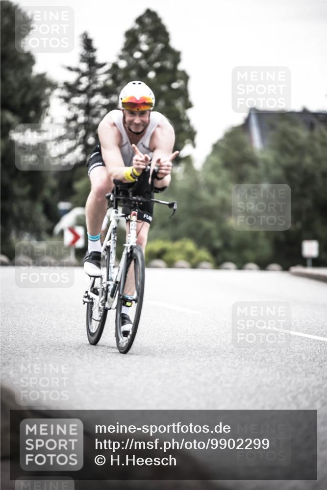 21.06.2026 - 29. Vierlanden-Triathlon H.Heesch http://msf.ph/oto/9902299 21.06.2026 09:52:01 Radfahren 61, 137, 211, 274, 300 meine-sportfotos.de