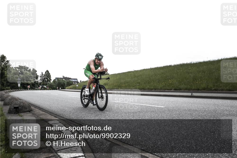 21.06.2026 - 29. Vierlanden-Triathlon H.Heesch http://msf.ph/oto/9902329 21.06.2026 09:41:35 Radfahren 205 meine-sportfotos.de