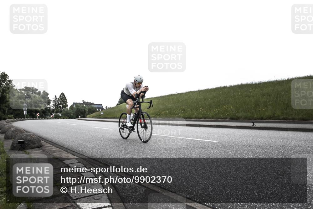 21.06.2026 - 29. Vierlanden-Triathlon H.Heesch http://msf.ph/oto/9902370 21.06.2026 09:42:48 Radfahren 71, 81, 231 meine-sportfotos.de