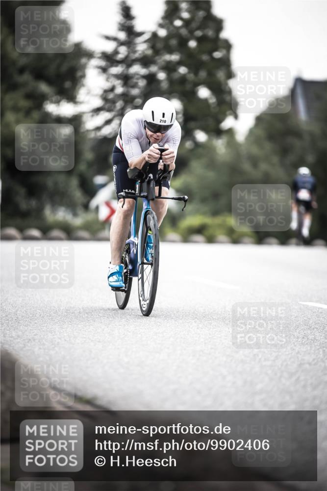 21.06.2026 - 29. Vierlanden-Triathlon H.Heesch http://msf.ph/oto/9902406 21.06.2026 09:53:44 Radfahren 72, 78, 91, 106, 112, 210, 266, 284 meine-sportfotos.de