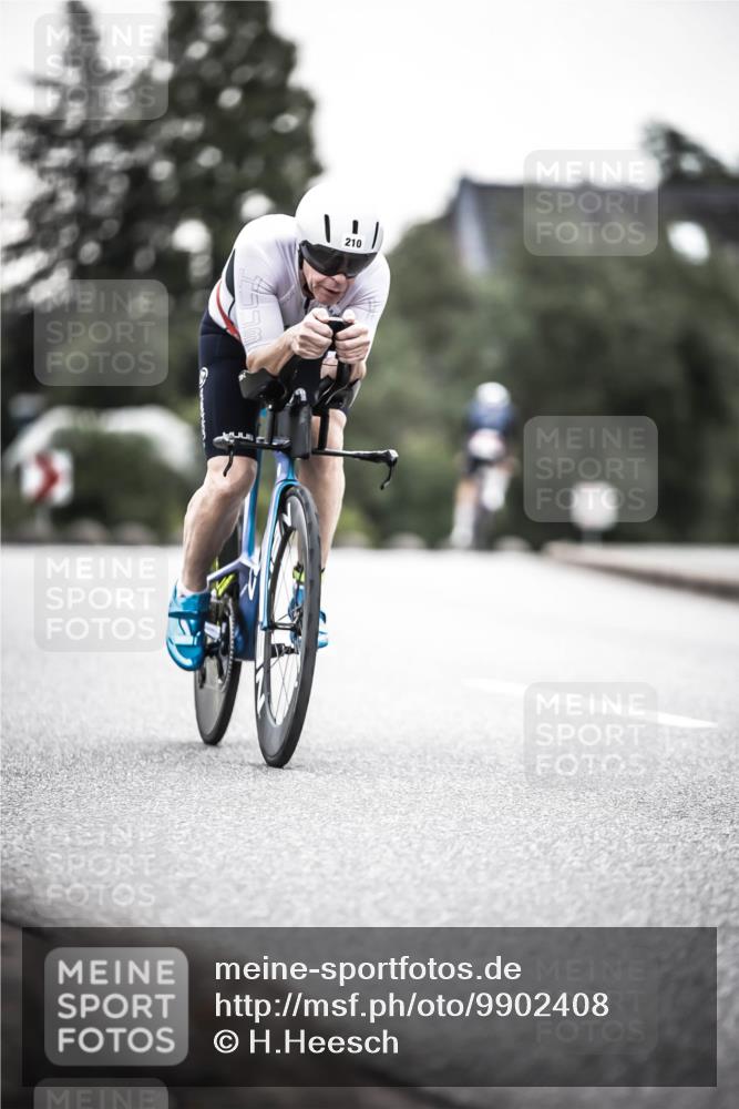 21.06.2026 - 29. Vierlanden-Triathlon H.Heesch http://msf.ph/oto/9902408 21.06.2026 09:53:44 Radfahren 72, 78, 91, 106, 112, 210, 266, 284 meine-sportfotos.de
