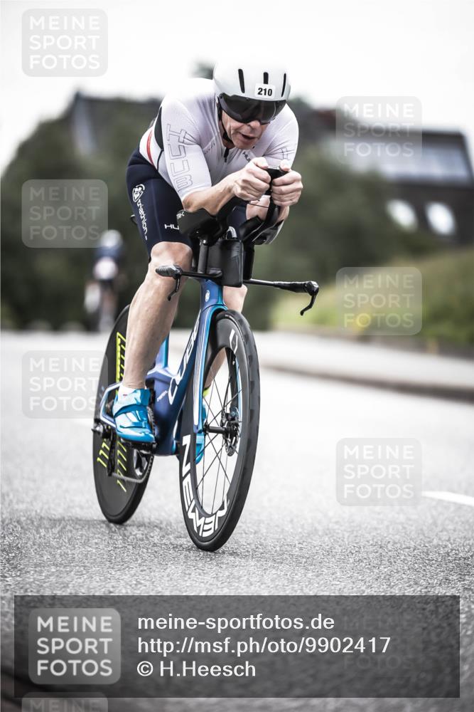 21.06.2026 - 29. Vierlanden-Triathlon H.Heesch http://msf.ph/oto/9902417 21.06.2026 09:53:45 Radfahren 72, 78, 91, 106, 112, 210, 266, 284 meine-sportfotos.de