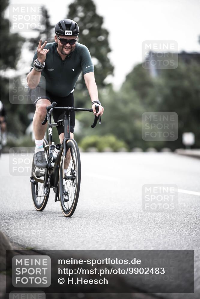 21.06.2026 - 29. Vierlanden-Triathlon H.Heesch http://msf.ph/oto/9902483 21.06.2026 09:54:57 Radfahren 128, 148, 292, 293 meine-sportfotos.de