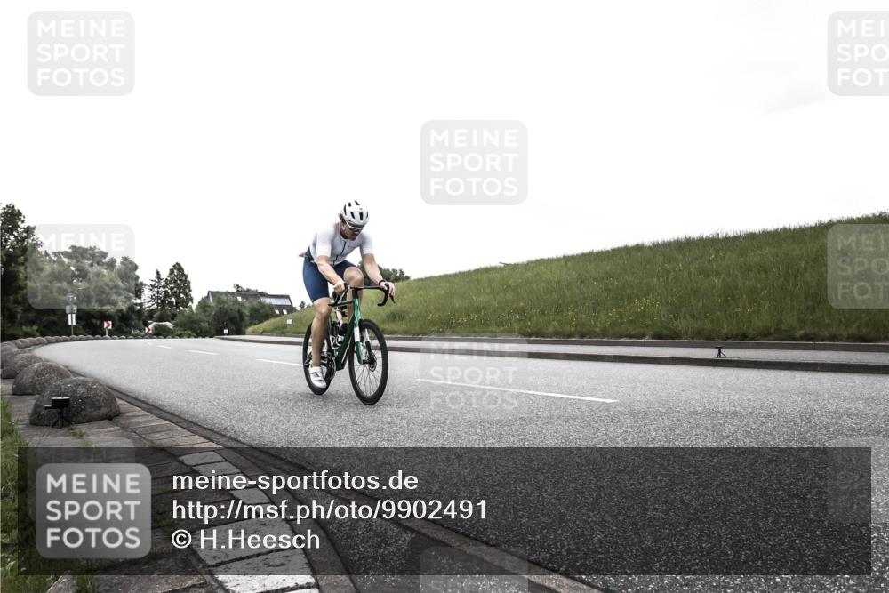 21.06.2026 - 29. Vierlanden-Triathlon H.Heesch http://msf.ph/oto/9902491 21.06.2026 09:46:28 Radfahren 58 meine-sportfotos.de