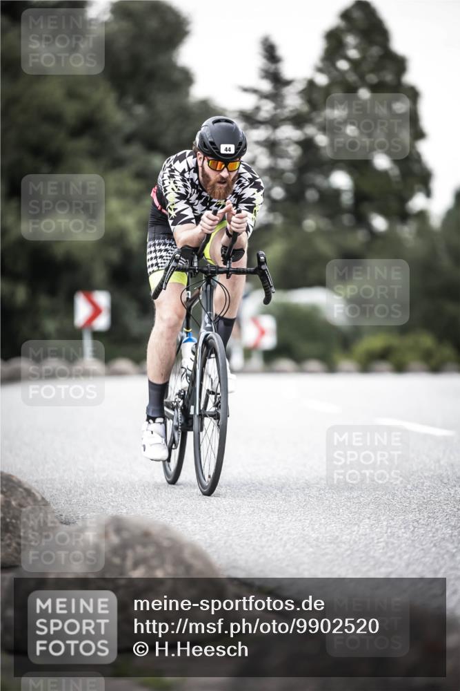 21.06.2026 - 29. Vierlanden-Triathlon H.Heesch http://msf.ph/oto/9902520 21.06.2026 10:13:38 Radfahren 44, 289 meine-sportfotos.de