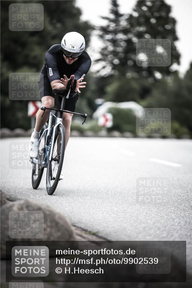 21.06.2026 - 29. Vierlanden-Triathlon H.Heesch http://msf.ph/oto/9902539 21.06.2026 09:56:22 Radfahren 14 meine-sportfotos.de