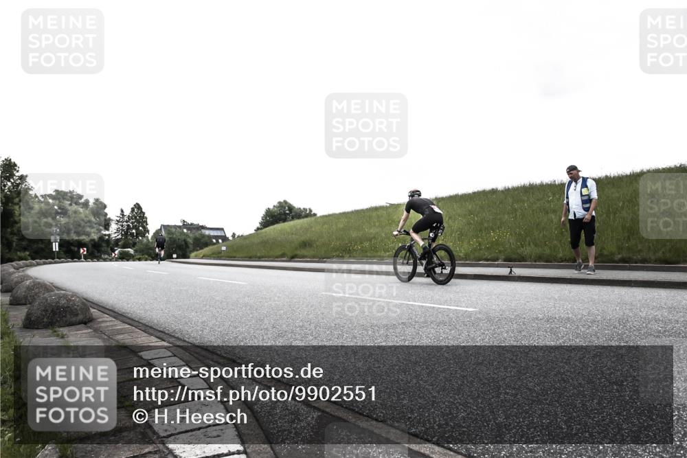 21.06.2026 - 29. Vierlanden-Triathlon H.Heesch http://msf.ph/oto/9902551 21.06.2026 09:47:42 Radfahren  meine-sportfotos.de