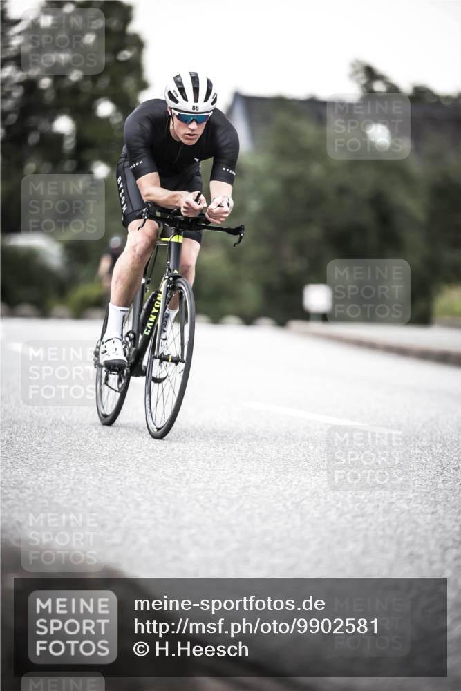21.06.2026 - 29. Vierlanden-Triathlon H.Heesch http://msf.ph/oto/9902581 21.06.2026 10:13:49 Radfahren 86, 120 meine-sportfotos.de