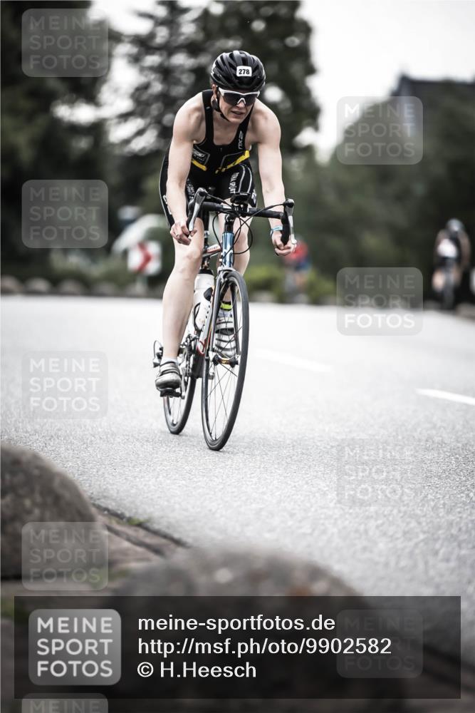 21.06.2026 - 29. Vierlanden-Triathlon H.Heesch http://msf.ph/oto/9902582 21.06.2026 09:57:24 Radfahren 278 meine-sportfotos.de