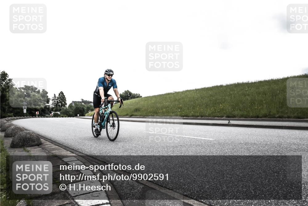 21.06.2026 - 29. Vierlanden-Triathlon H.Heesch http://msf.ph/oto/9902591 21.06.2026 09:49:16 Radfahren 113 meine-sportfotos.de