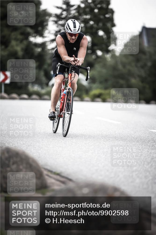 21.06.2026 - 29. Vierlanden-Triathlon H.Heesch http://msf.ph/oto/9902598 21.06.2026 09:57:36 Radfahren 109, 159, 175, 207, 233 meine-sportfotos.de