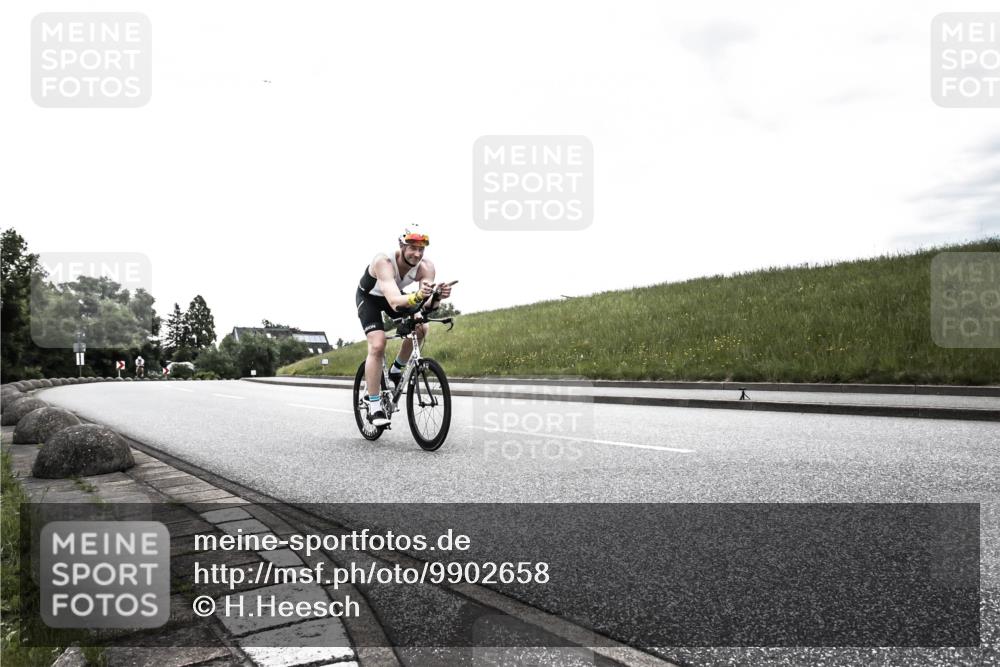 21.06.2026 - 29. Vierlanden-Triathlon H.Heesch http://msf.ph/oto/9902658 21.06.2026 09:52:03 Radfahren 61, 137, 211, 274, 300 meine-sportfotos.de