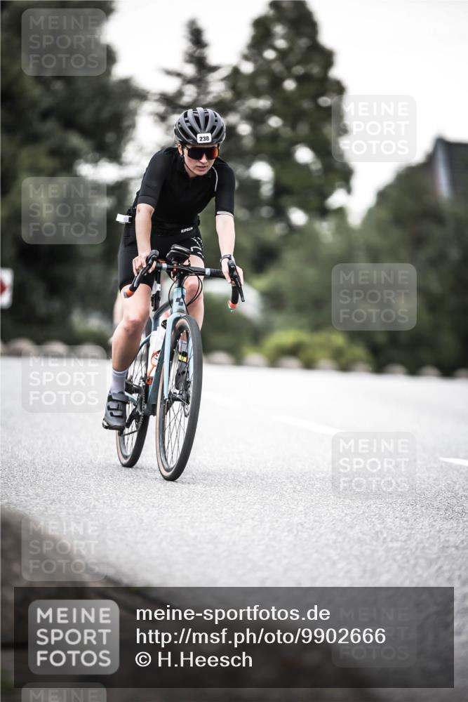 21.06.2026 - 29. Vierlanden-Triathlon H.Heesch http://msf.ph/oto/9902666 21.06.2026 10:14:14 Radfahren 6, 37, 130, 140, 195, 204, 238, 464 meine-sportfotos.de