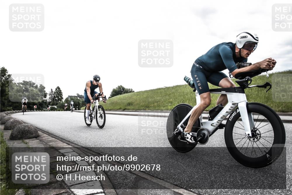21.06.2026 - 29. Vierlanden-Triathlon H.Heesch http://msf.ph/oto/9902678 21.06.2026 09:52:15 Radfahren 76, 84, 132, 193, 1355 meine-sportfotos.de