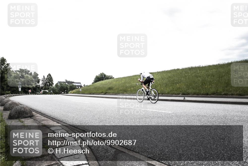21.06.2026 - 29. Vierlanden-Triathlon H.Heesch http://msf.ph/oto/9902687 21.06.2026 09:52:24 Radfahren  meine-sportfotos.de