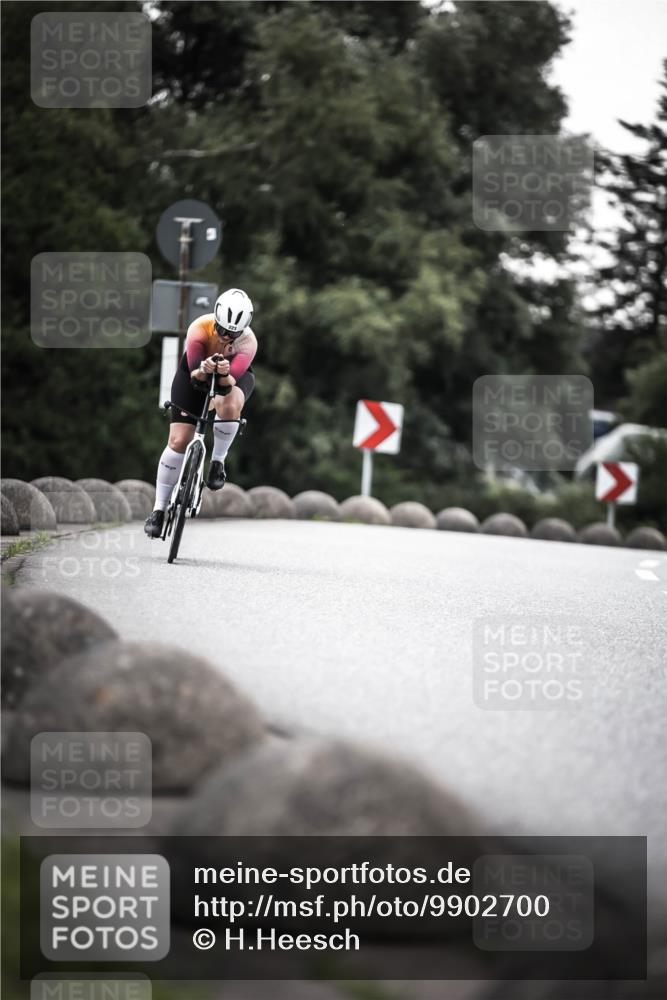 21.06.2026 - 29. Vierlanden-Triathlon H.Heesch http://msf.ph/oto/9902700 21.06.2026 09:59:37 Radfahren 34, 42, 155, 173, 223, 255 meine-sportfotos.de
