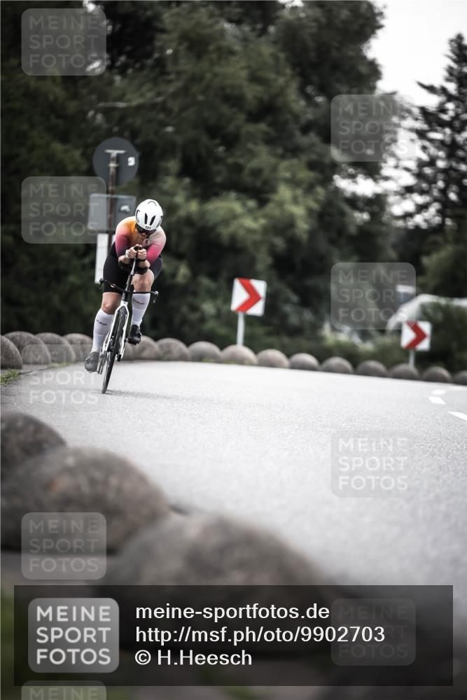 21.06.2026 - 29. Vierlanden-Triathlon H.Heesch http://msf.ph/oto/9902703 21.06.2026 09:59:37 Radfahren 34, 42, 155, 173, 223, 255 meine-sportfotos.de