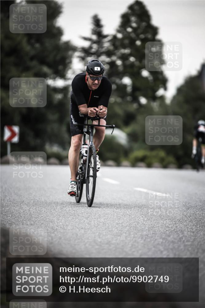 21.06.2026 - 29. Vierlanden-Triathlon H.Heesch http://msf.ph/oto/9902749 21.06.2026 10:14:24 Radfahren 5, 94, 204, 241 meine-sportfotos.de