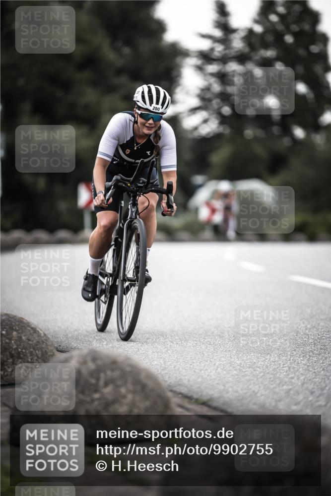 21.06.2026 - 29. Vierlanden-Triathlon H.Heesch http://msf.ph/oto/9902755 21.06.2026 10:02:12 Radfahren 55, 78, 265, 273, 280, 301 meine-sportfotos.de