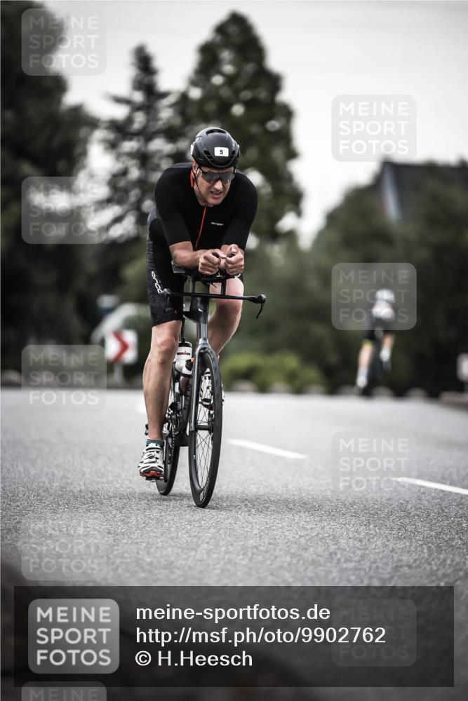 21.06.2026 - 29. Vierlanden-Triathlon H.Heesch http://msf.ph/oto/9902762 21.06.2026 10:14:24 Radfahren 5, 94, 204, 241 meine-sportfotos.de