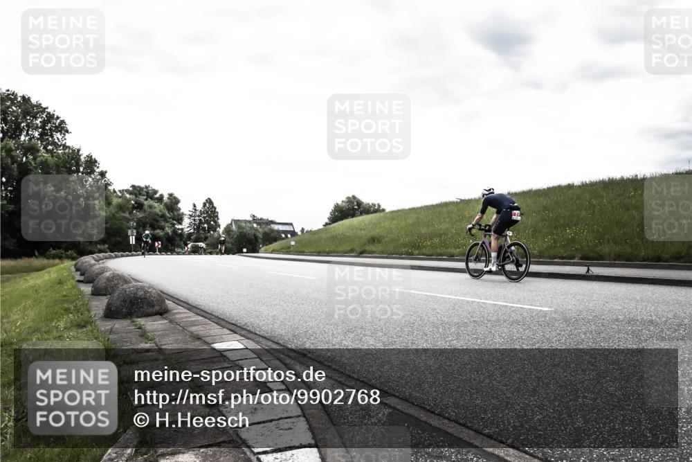 21.06.2026 - 29. Vierlanden-Triathlon H.Heesch http://msf.ph/oto/9902768 21.06.2026 09:53:39 Radfahren 91, 284 meine-sportfotos.de