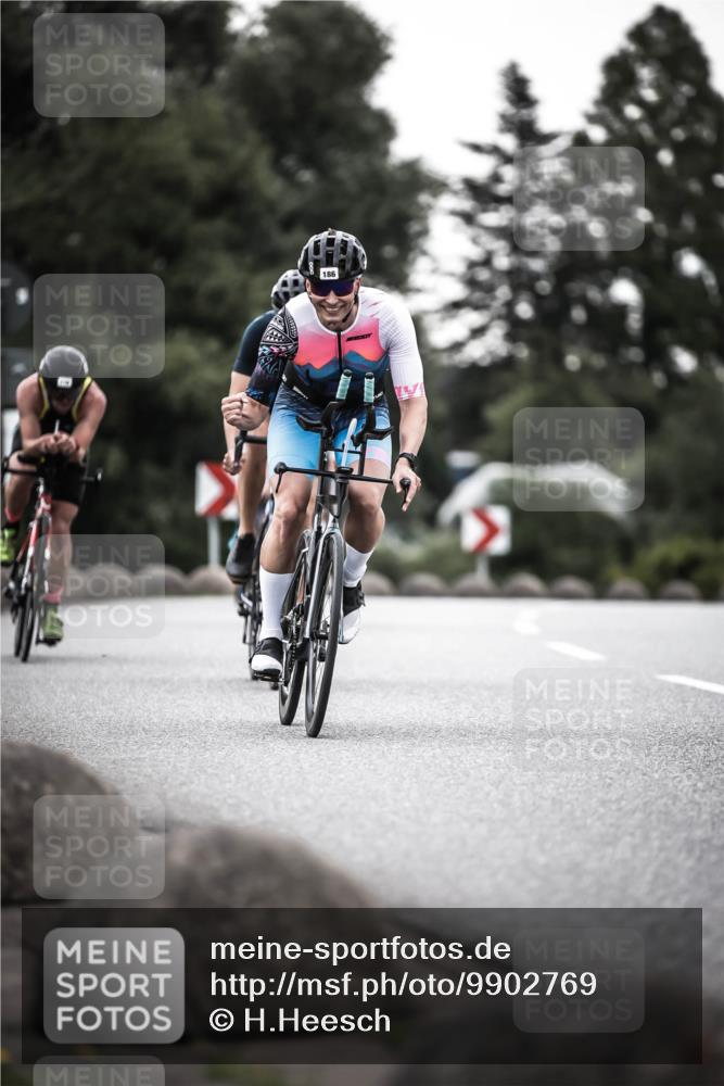 21.06.2026 - 29. Vierlanden-Triathlon H.Heesch http://msf.ph/oto/9902769 21.06.2026 10:02:23 Radfahren 72, 118, 119, 141, 186, 339 meine-sportfotos.de