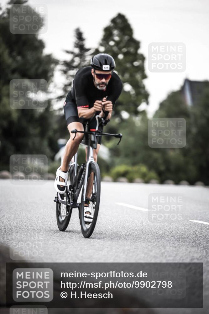 21.06.2026 - 29. Vierlanden-Triathlon H.Heesch http://msf.ph/oto/9902798 21.06.2026 10:14:37 Radfahren 31, 425 meine-sportfotos.de
