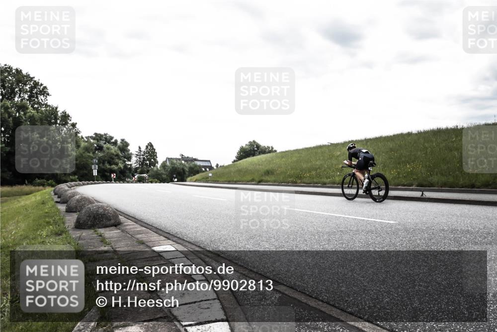 21.06.2026 - 29. Vierlanden-Triathlon H.Heesch http://msf.ph/oto/9902813 21.06.2026 09:54:26 Radfahren 56 meine-sportfotos.de