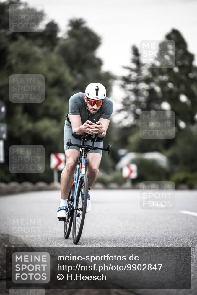 21.06.2026 - 29. Vierlanden-Triathlon H.Heesch http://msf.ph/oto/9902847 21.06.2026 10:14:57 Radfahren 71, 135, 200, 216 meine-sportfotos.de
