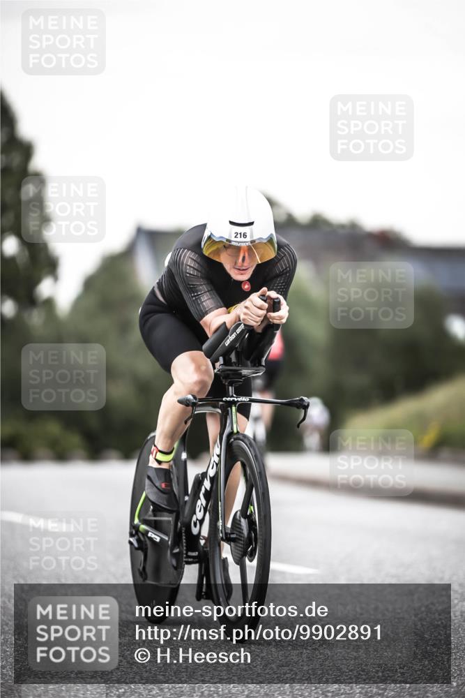 21.06.2026 - 29. Vierlanden-Triathlon H.Heesch http://msf.ph/oto/9902891 21.06.2026 10:14:59 Radfahren 71, 135, 200, 216 meine-sportfotos.de