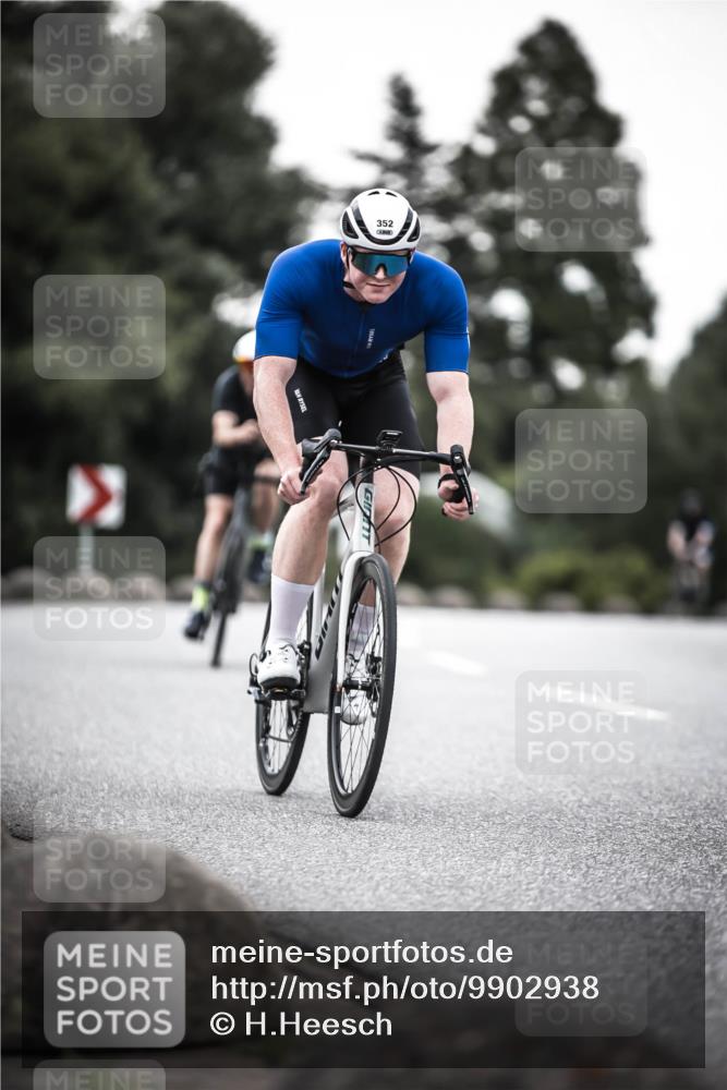 21.06.2026 - 29. Vierlanden-Triathlon H.Heesch http://msf.ph/oto/9902938 21.06.2026 10:04:57 Radfahren 130, 174, 292, 308, 332, 352 meine-sportfotos.de