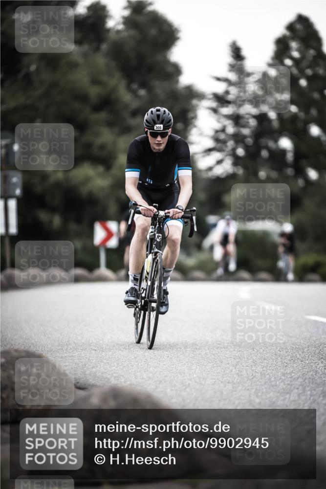 21.06.2026 - 29. Vierlanden-Triathlon H.Heesch http://msf.ph/oto/9902945 21.06.2026 10:05:04 Radfahren 130, 264, 308, 323, 326 meine-sportfotos.de