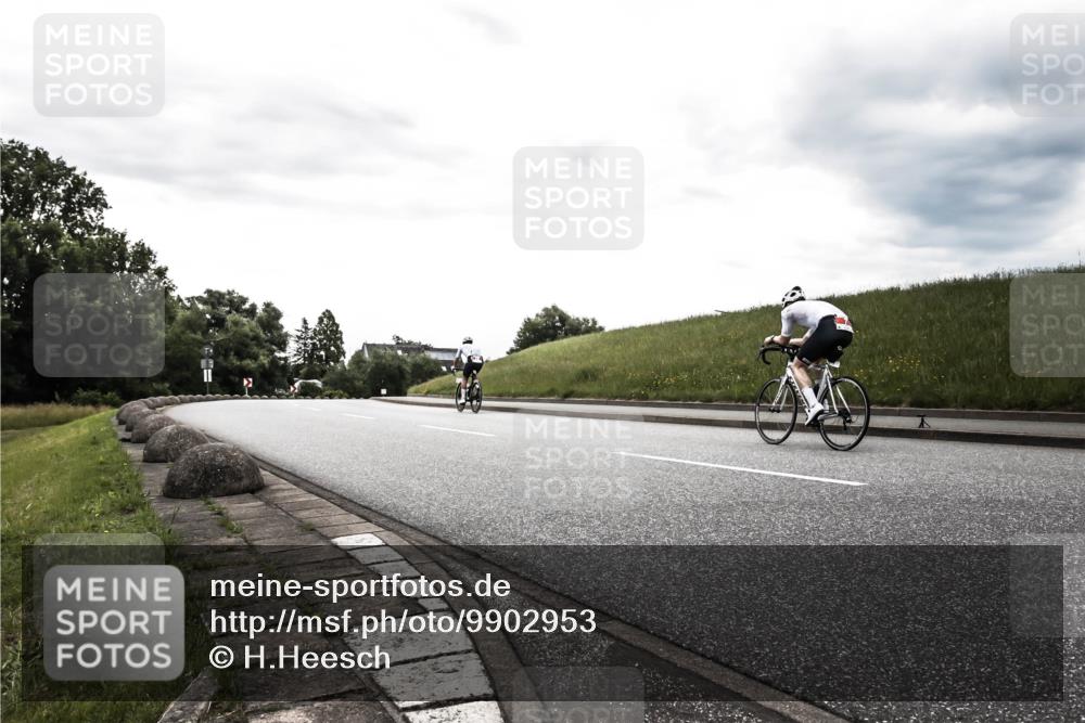 21.06.2026 - 29. Vierlanden-Triathlon H.Heesch http://msf.ph/oto/9902953 21.06.2026 09:59:02 Radfahren  meine-sportfotos.de
