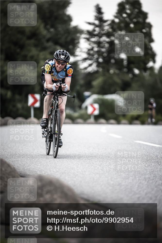 21.06.2026 - 29. Vierlanden-Triathlon H.Heesch http://msf.ph/oto/9902954 21.06.2026 10:15:09 Radfahren 23, 33, 111, 129, 156, 424 meine-sportfotos.de