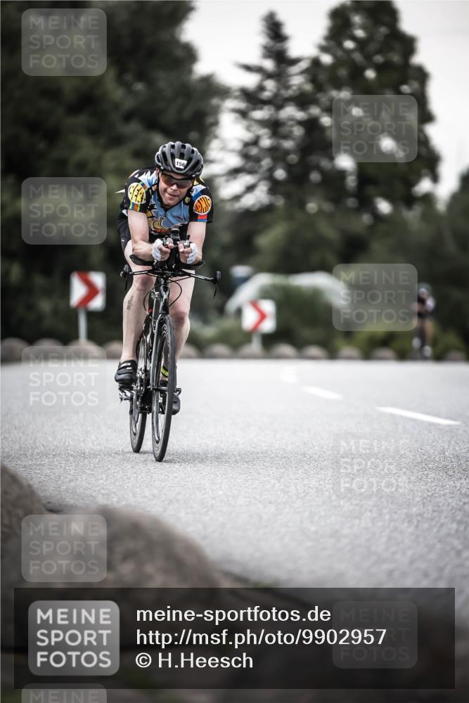21.06.2026 - 29. Vierlanden-Triathlon H.Heesch http://msf.ph/oto/9902957 21.06.2026 10:15:09 Radfahren 23, 33, 111, 129, 156, 424 meine-sportfotos.de