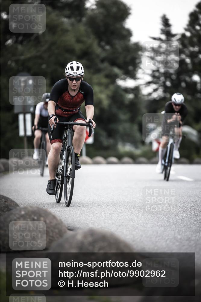 21.06.2026 - 29. Vierlanden-Triathlon H.Heesch http://msf.ph/oto/9902962 21.06.2026 10:05:07 Radfahren 130, 264, 275, 308, 323, 326 meine-sportfotos.de