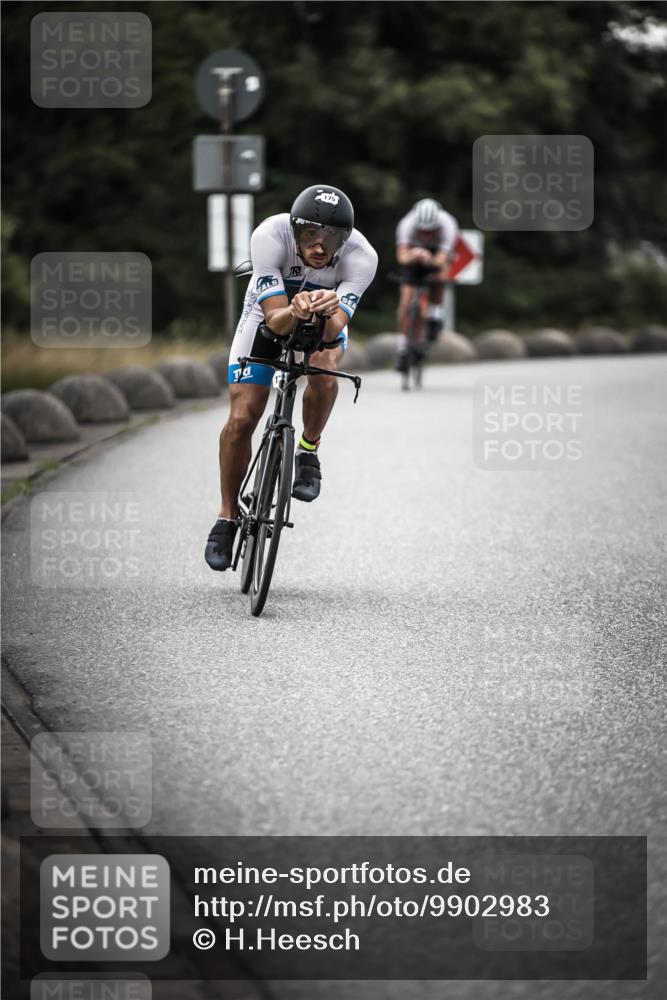 21.06.2026 - 29. Vierlanden-Triathlon H.Heesch http://msf.ph/oto/9902983 21.06.2026 10:05:32 Radfahren 5, 103, 135, 175, 195, 312 meine-sportfotos.de