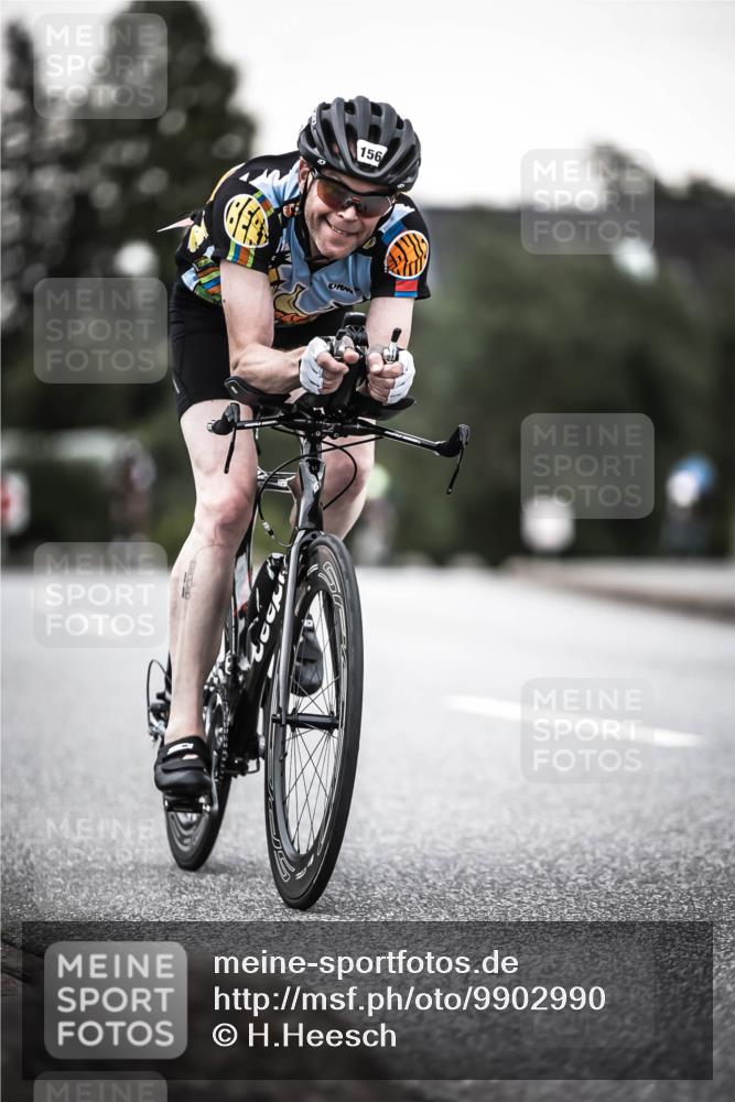21.06.2026 - 29. Vierlanden-Triathlon H.Heesch http://msf.ph/oto/9902990 21.06.2026 10:15:10 Radfahren 23, 33, 111, 129, 156, 424 meine-sportfotos.de
