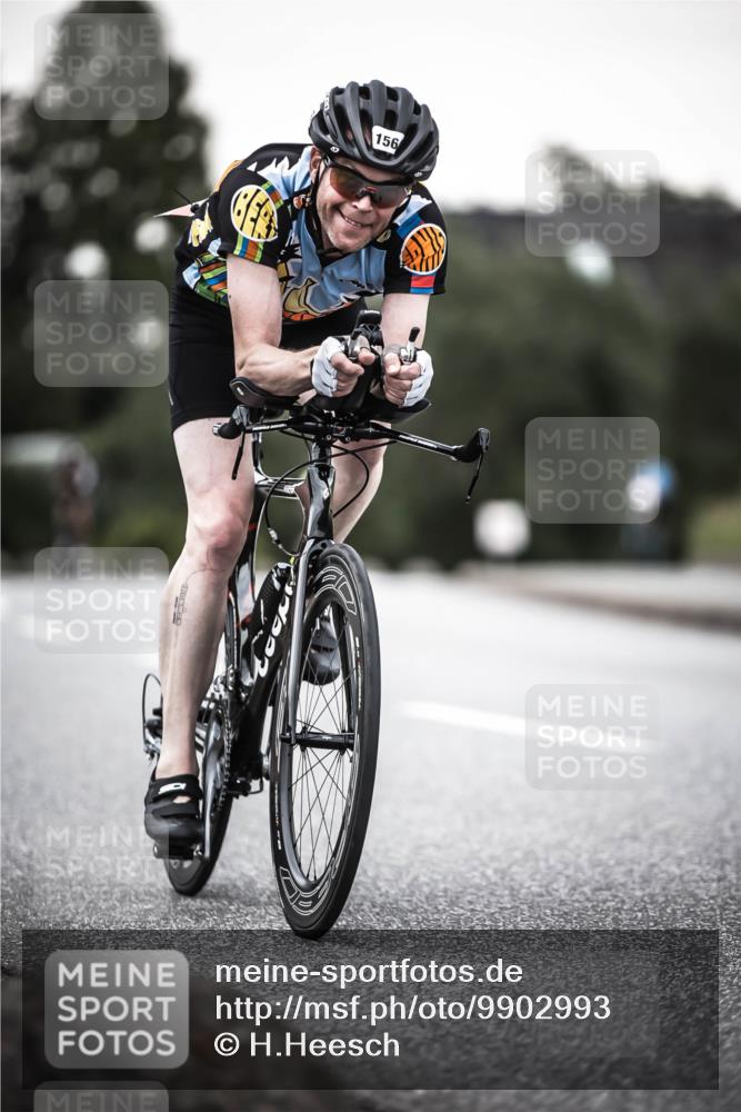 21.06.2026 - 29. Vierlanden-Triathlon H.Heesch http://msf.ph/oto/9902993 21.06.2026 10:15:10 Radfahren 23, 33, 111, 129, 156, 424 meine-sportfotos.de