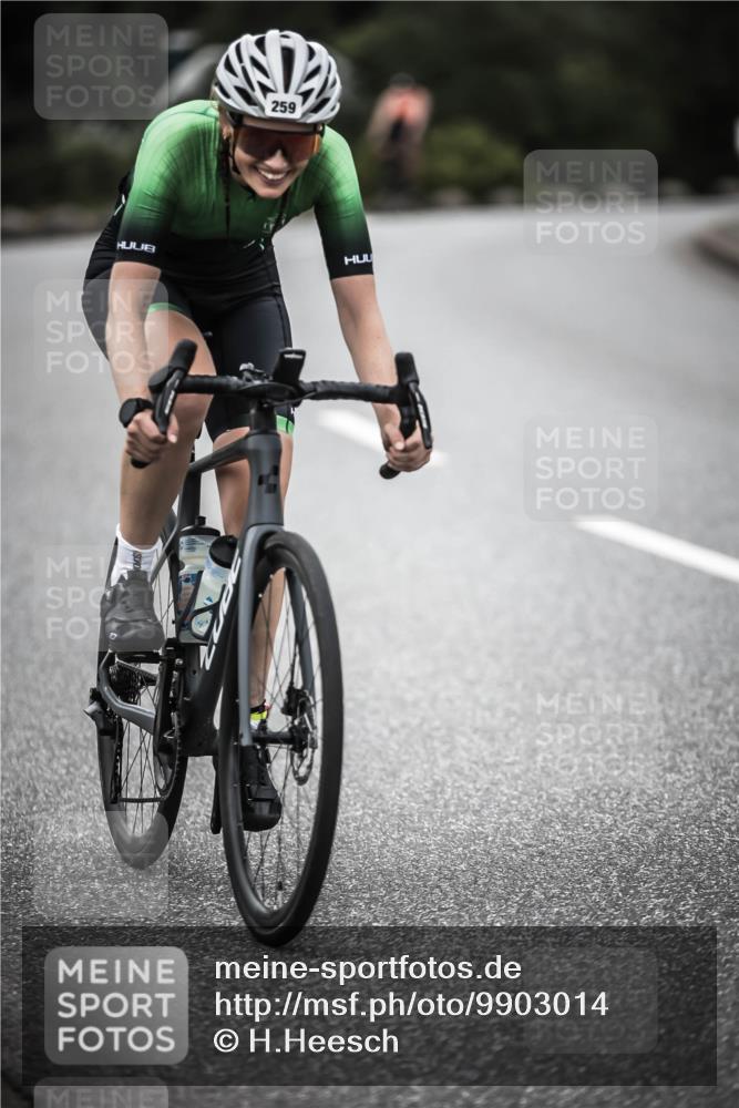 21.06.2026 - 29. Vierlanden-Triathlon H.Heesch http://msf.ph/oto/9903014 21.06.2026 10:05:46 Radfahren 133, 159, 252, 259, 317, 363 meine-sportfotos.de