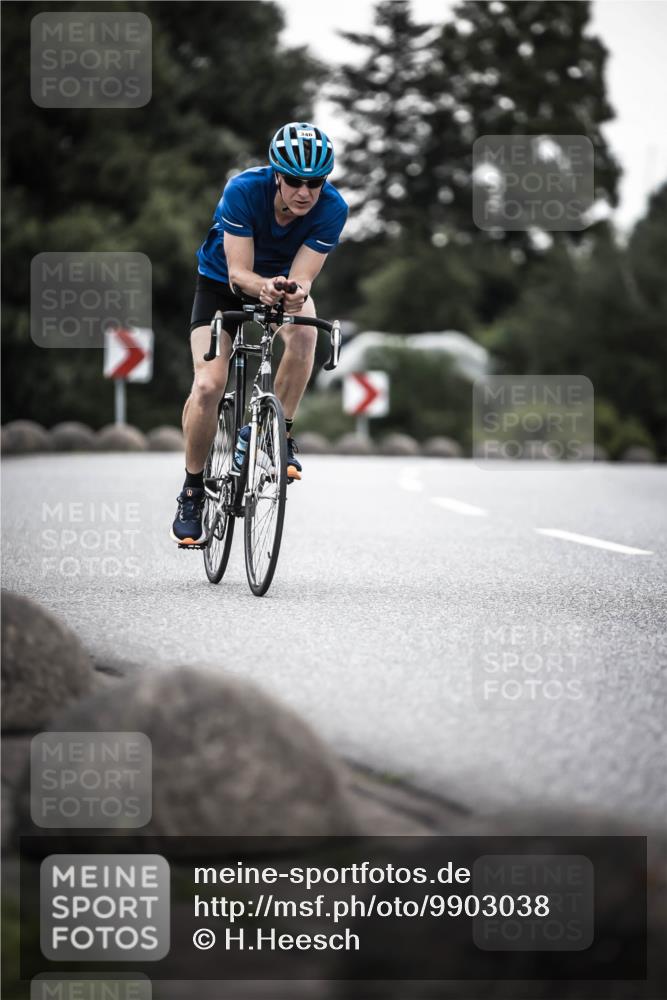 21.06.2026 - 29. Vierlanden-Triathlon H.Heesch http://msf.ph/oto/9903038 21.06.2026 10:05:59 Radfahren 346 meine-sportfotos.de