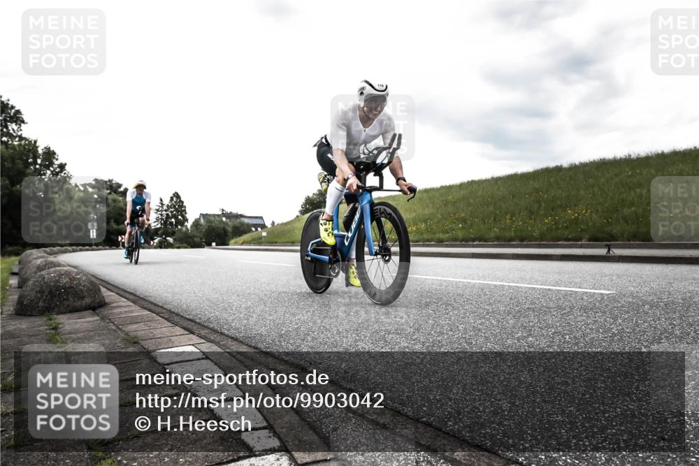 21.06.2026 - 29. Vierlanden-Triathlon H.Heesch http://msf.ph/oto/9903042 21.06.2026 10:02:26 Radfahren 118, 119, 141, 186, 339 meine-sportfotos.de