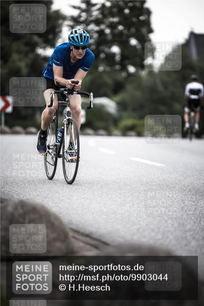 21.06.2026 - 29. Vierlanden-Triathlon H.Heesch http://msf.ph/oto/9903044 21.06.2026 10:05:59 Radfahren 346 meine-sportfotos.de