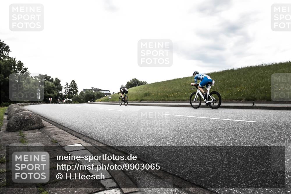 21.06.2026 - 29. Vierlanden-Triathlon H.Heesch http://msf.ph/oto/9903065 21.06.2026 10:02:56 Radfahren 224, 294 meine-sportfotos.de
