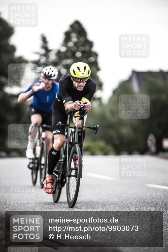21.06.2026 - 29. Vierlanden-Triathlon H.Heesch http://msf.ph/oto/9903073 21.06.2026 10:06:29 Radfahren 147, 165, 360, 381 meine-sportfotos.de
