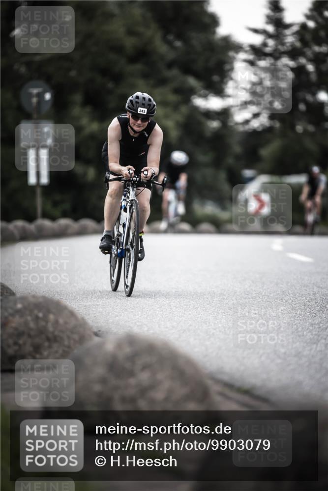 21.06.2026 - 29. Vierlanden-Triathlon H.Heesch http://msf.ph/oto/9903079 21.06.2026 10:06:38 Radfahren 243, 306, 349, 361 meine-sportfotos.de