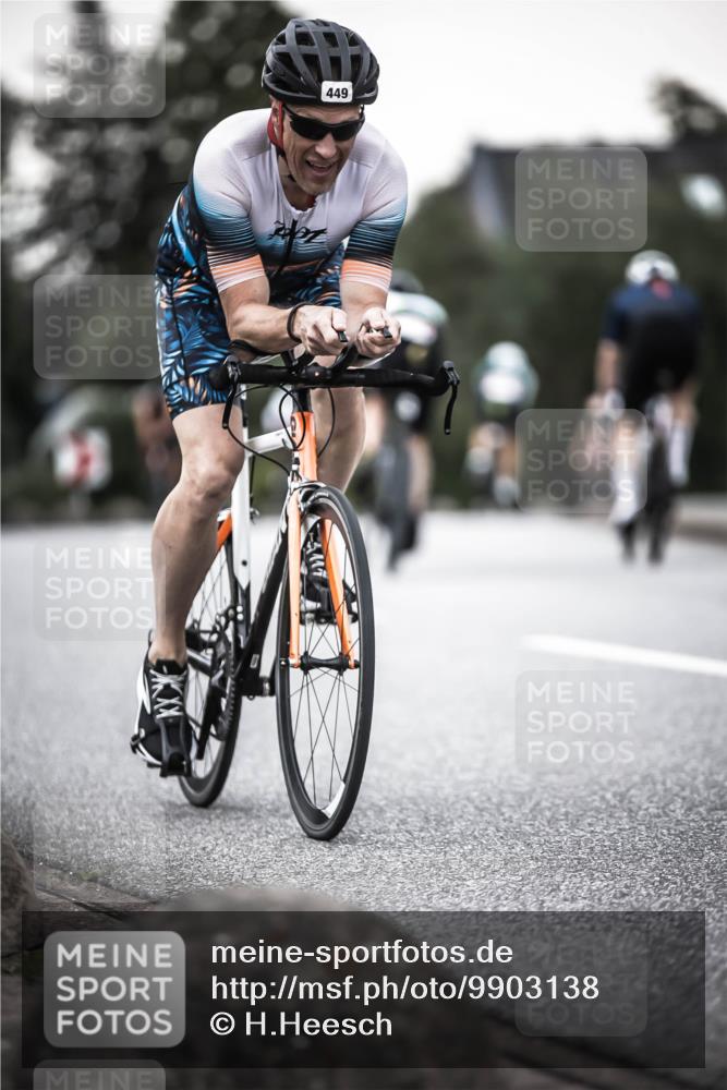 21.06.2026 - 29. Vierlanden-Triathlon H.Heesch http://msf.ph/oto/9903138 21.06.2026 10:15:41 Radfahren 231, 397, 449, 467 meine-sportfotos.de